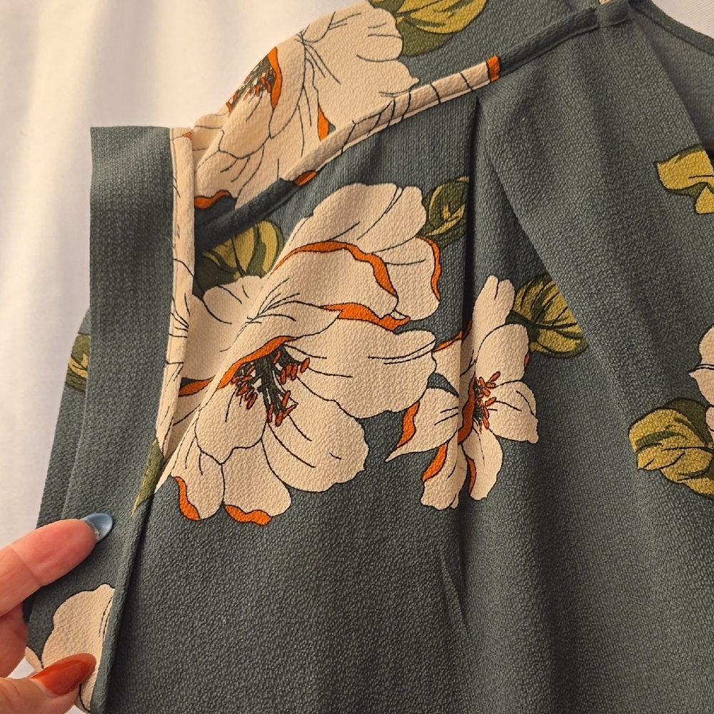 Monteau Green Floral Wrap Midi Dress - Picture 3 of 5